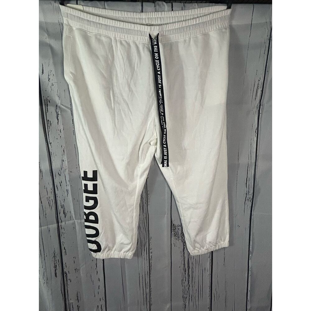 DUBGEE Sweats
